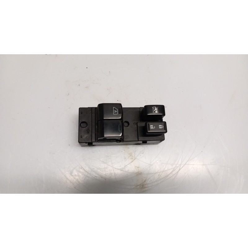 BLOCCO COMANDI ALZACRISTALLI 106 NISSAN MICRA (K13K) (09/10-) HR12 254011HB0C