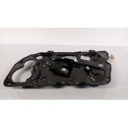 ALZACRISTALLO ELETTR. PORTA ANT. DX. 033 VOLKSWAGEN...
