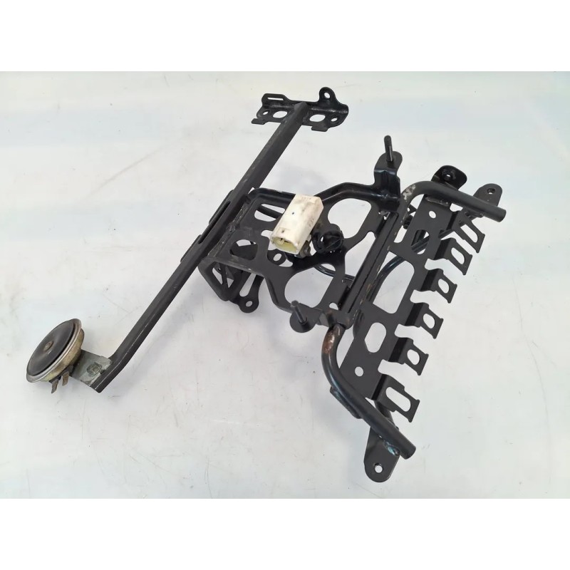 Telaio supporto carenatura anteriore Yamaha Majesty 400 Majesty 400 monodisco ant. (E2) 