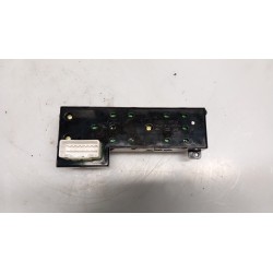 BLOCCO COMANDI ALZACRISTALLI E RETROVISORI EST. C/CRISTALLI ELETTRICI POST. 011 HYUNDAI I30 (07/07-12/12) D4FB-FL 935702L010