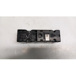 BLOCCO COMANDI ALZACRISTALLI E RETROVISORI EST. P/BLOCCAGG.ELETTR. 020 FORD FOCUS (CGE) (04/18-) ZTDA 2559573