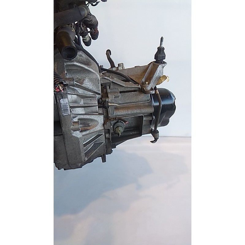 CAMBIO COMPL. 011 DACIA SANDERO (07/08-04/13) K9KE8 8201180697