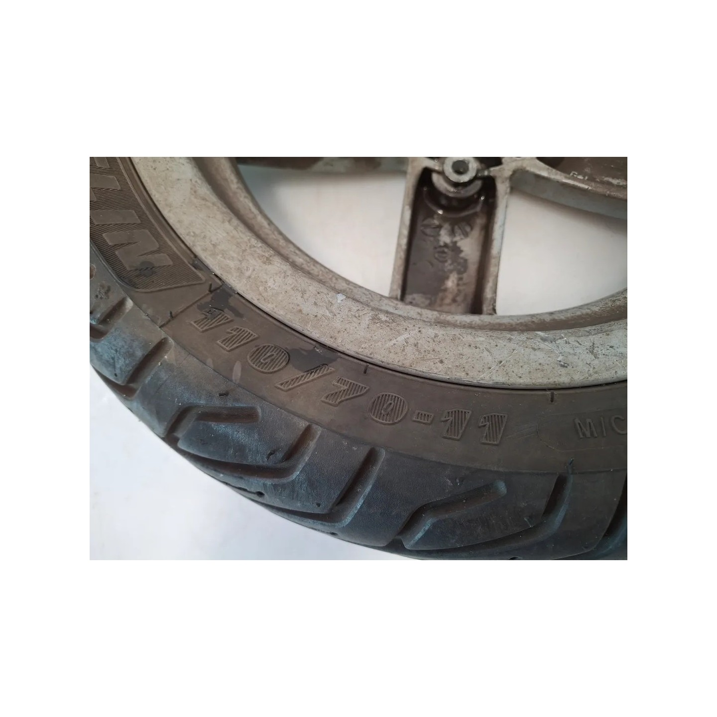 Ruota anteriore Piaggio Vespa 125 LX (05-10) Vespa 125 LX 