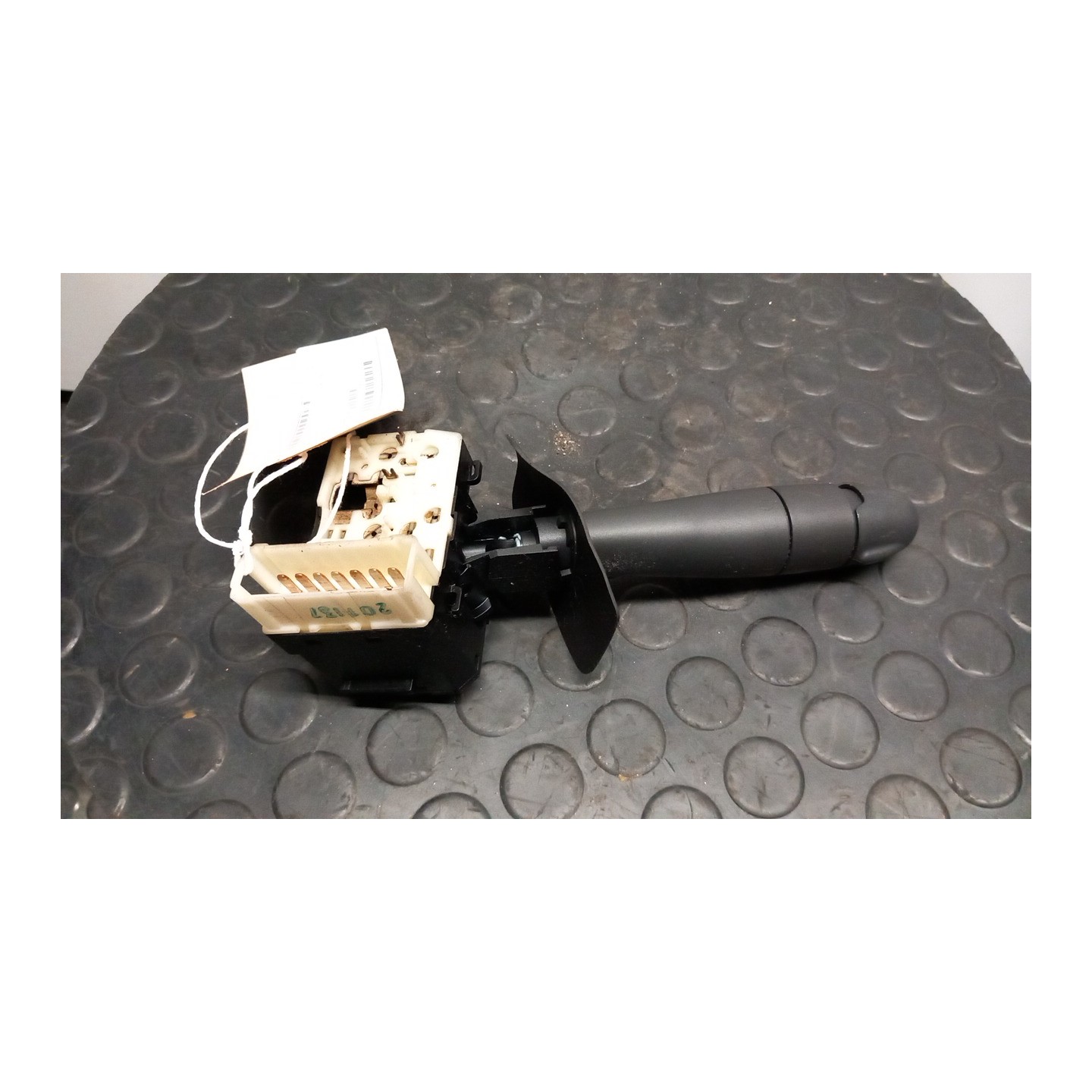BLOCCO COMANDI TERGICRISTALLI 111 RENAULT CLIO 2A SERIE (05/01-11/10) D7FG7 7701048909