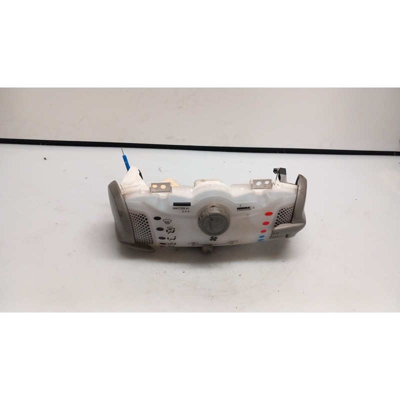 BLOCCO COMANDO CLIMATIZZAZIONE 026 PEUGEOT 107 (06/05-) 1KR 6452P5
