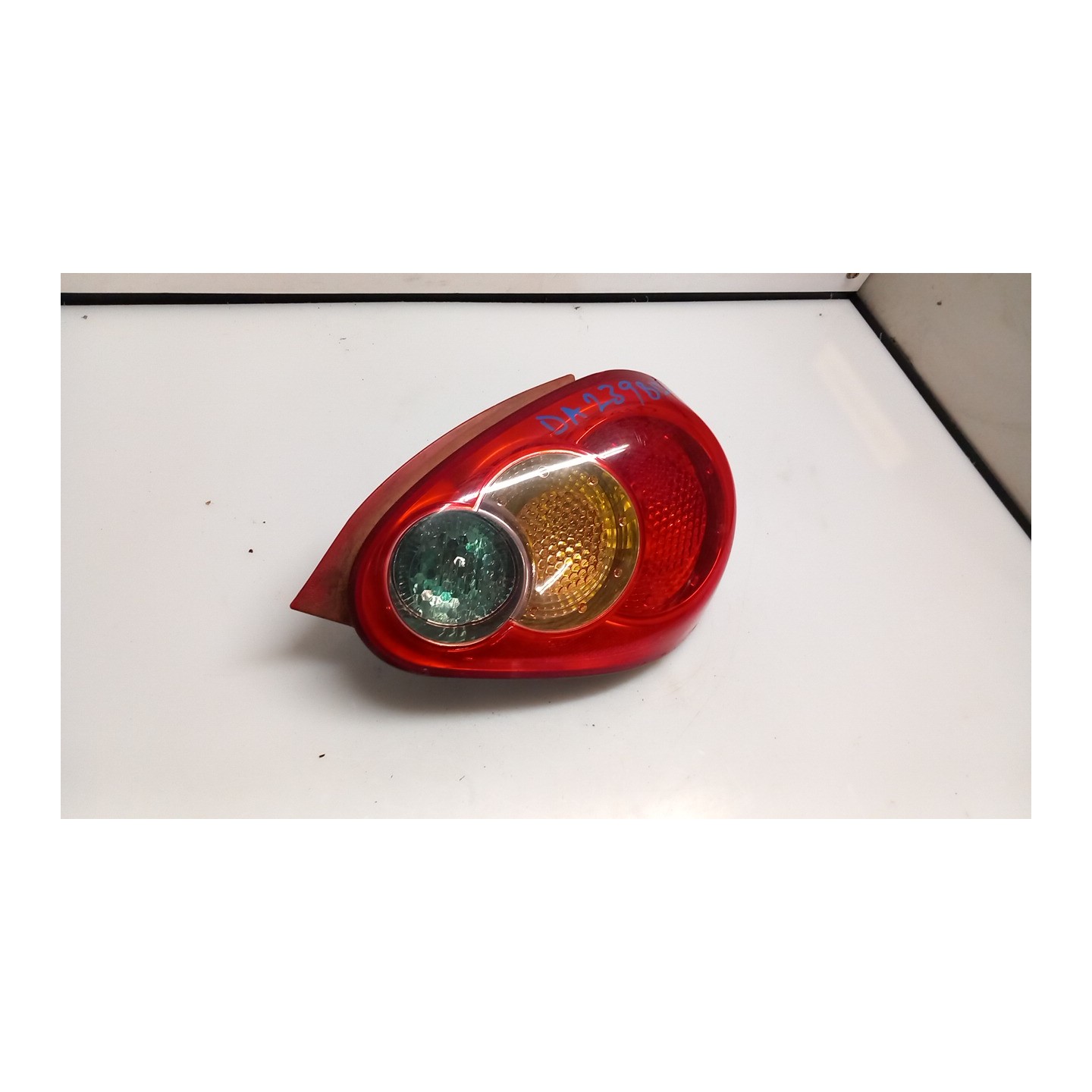 FANALE POST. DX. 096 TOYOTA AYGO 1A SERIE (04/05-10/14) 1KRFE 815510H070