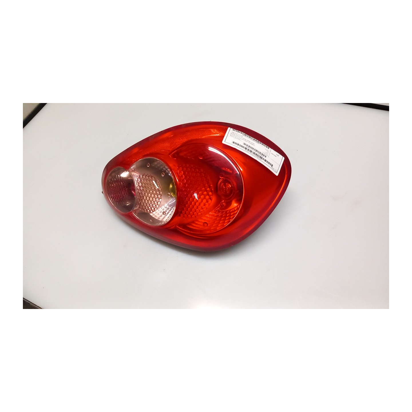 FANALE POST. SX. 097 TOYOTA AYGO 1A SERIE (04/05-10/14) 1KRFE 815610H070