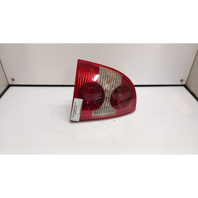 FANALE POST. SX. 113 VOLKSWAGEN PASSAT (3B) (10/00-03/06) AVF 3B5945095AE
