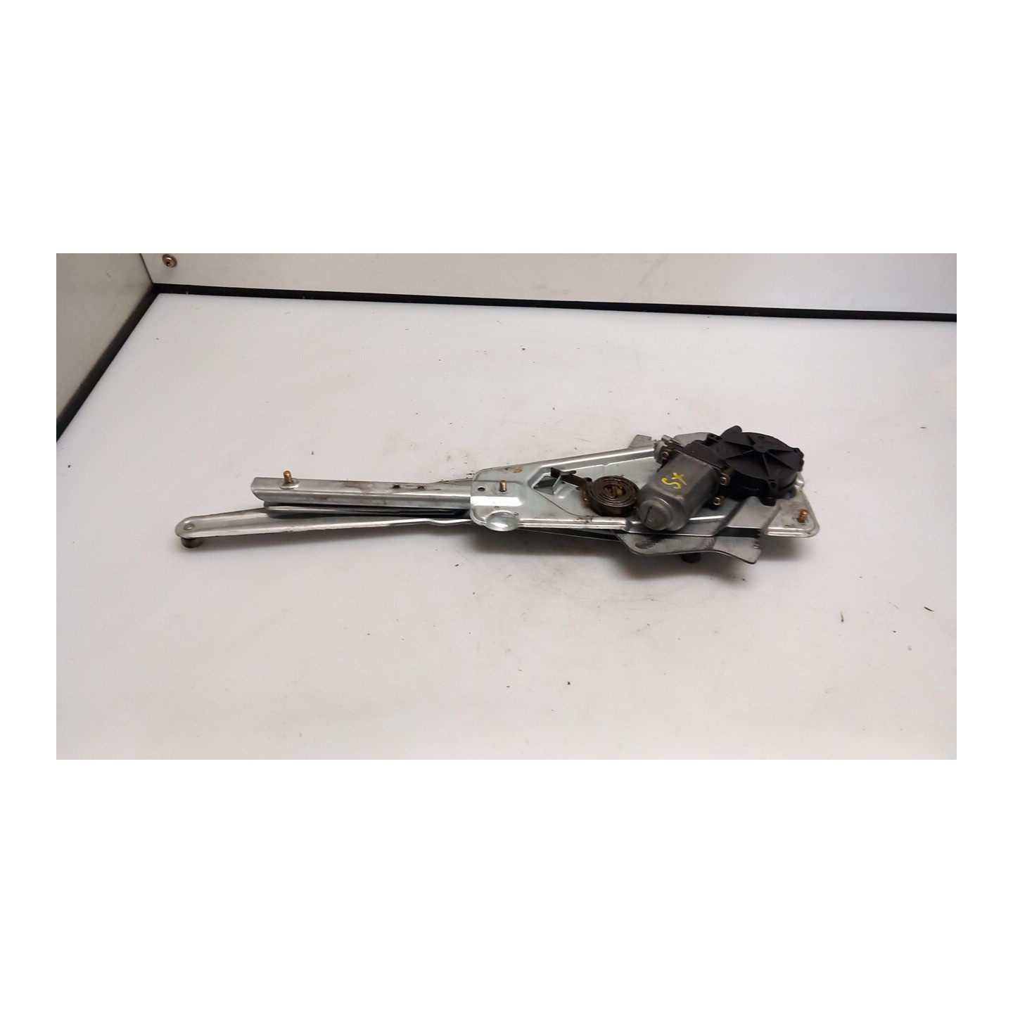 ALZACRISTALLO ELETTR. PORTA ANT. CON MOTORINO SX. 005 RENAULT TWINGO 1A SERIE (08/98-09/07) D7FF7 8200051779