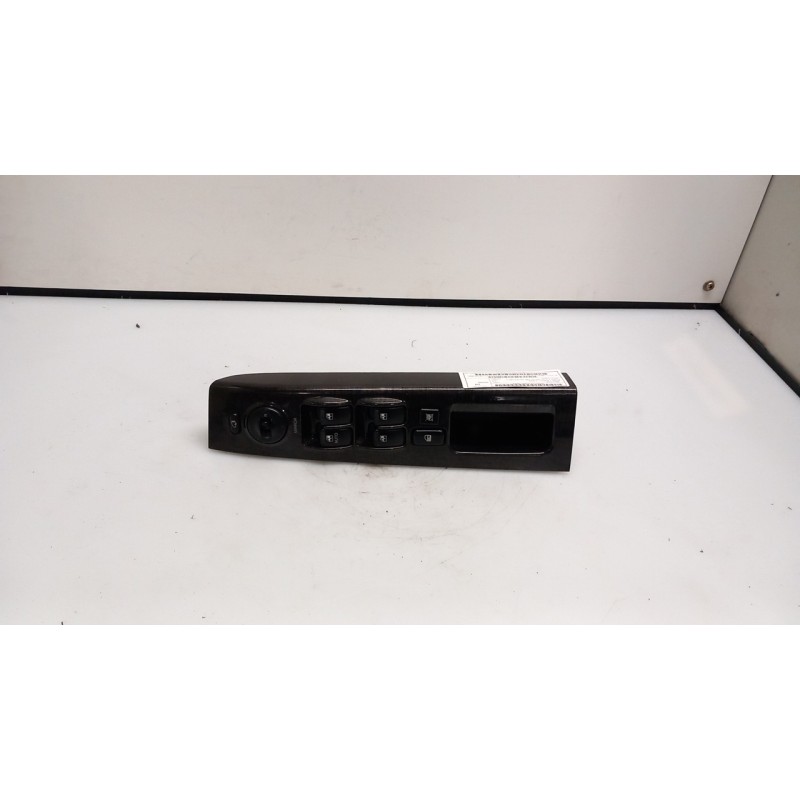 BLOCCO COMANDI ALZACRISTALLI C/RETROV. EST. RIPIEGHEVOLE EL 004 KIA SORENTO 1A SERIE (08/06-11/09 D4CB 935703E230WK