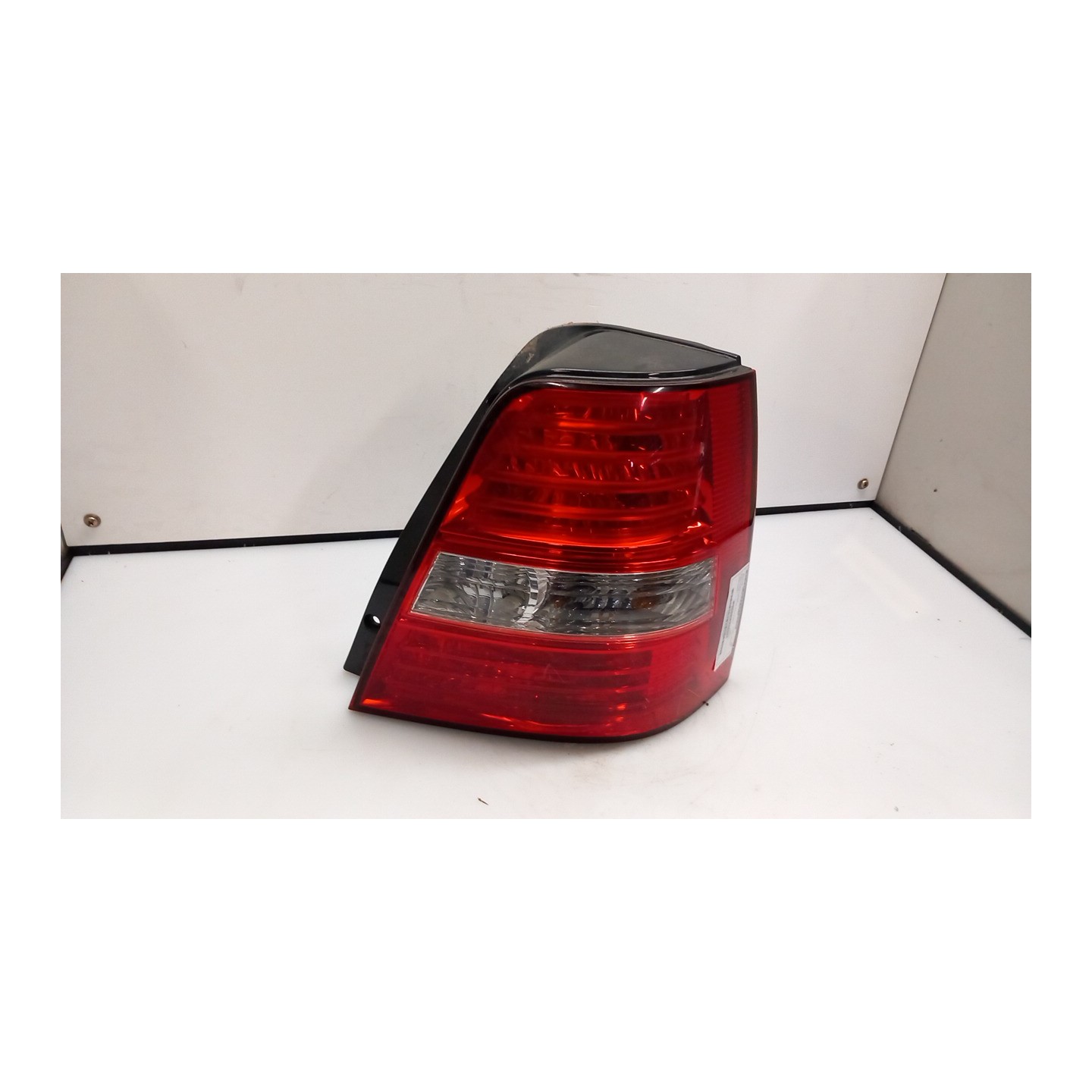 FANALE POST. DX. 005 KIA SORENTO 1A SERIE (08/06-11/09 D4CB 924023E510