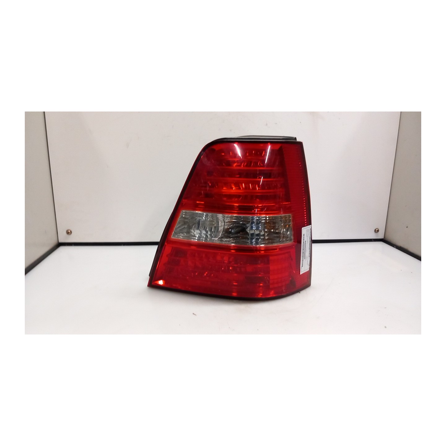 FANALE POST. DX. 005 KIA SORENTO 1A SERIE (08/06-11/09 D4CB 924023E510