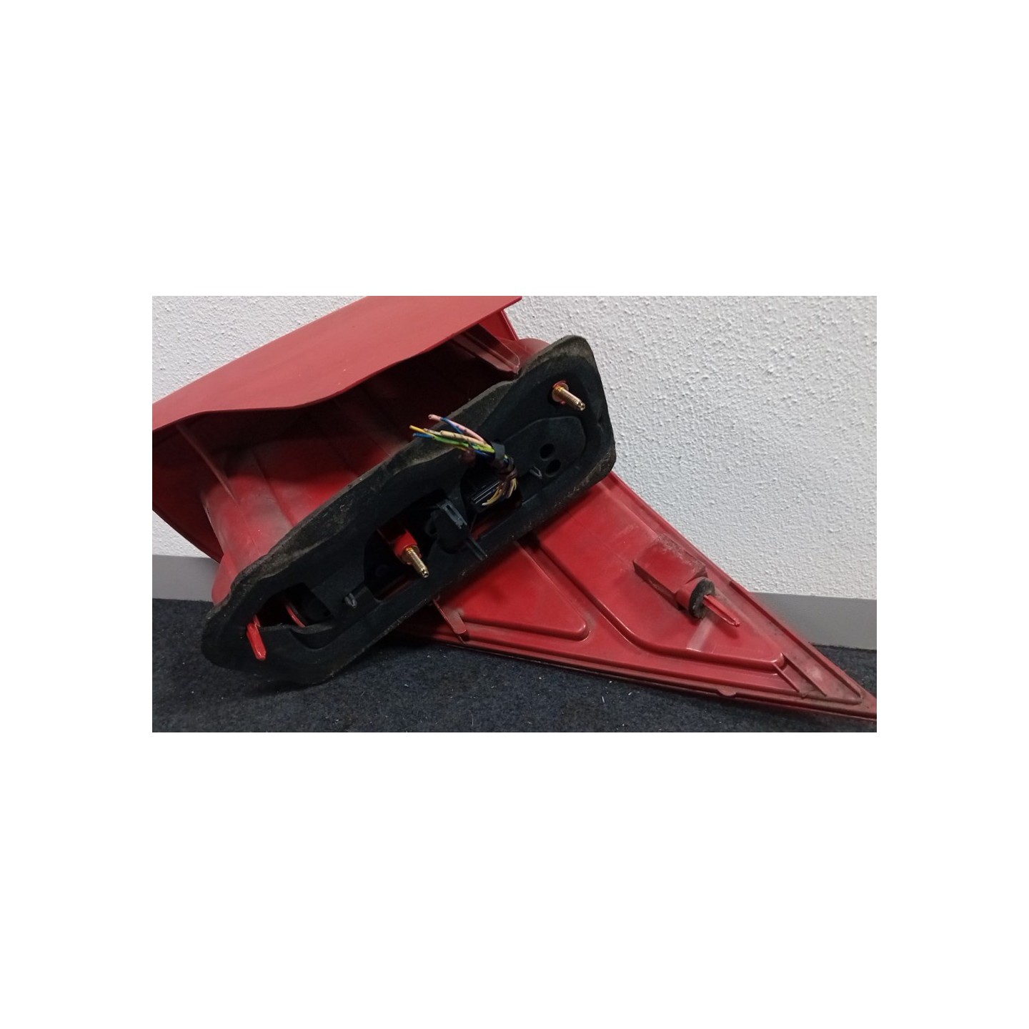 FANALE POST. SX. 065 PEUGEOT 1007 (04/05-06/10) NFU 6350V5