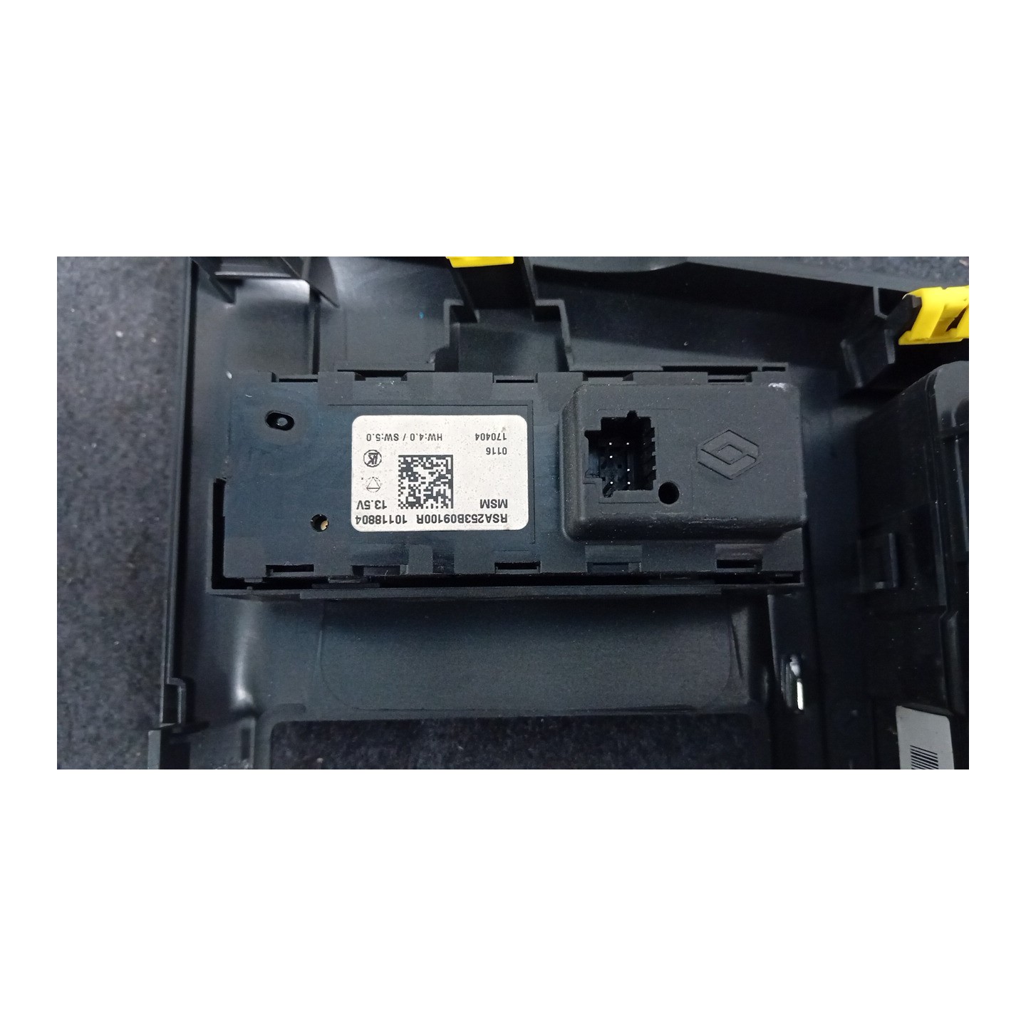 BLOCCO COMANDO CLIMATIZZAZIONE C/CON 081 RENAULT KADJAR (06/15-) K9KF6 275105707R