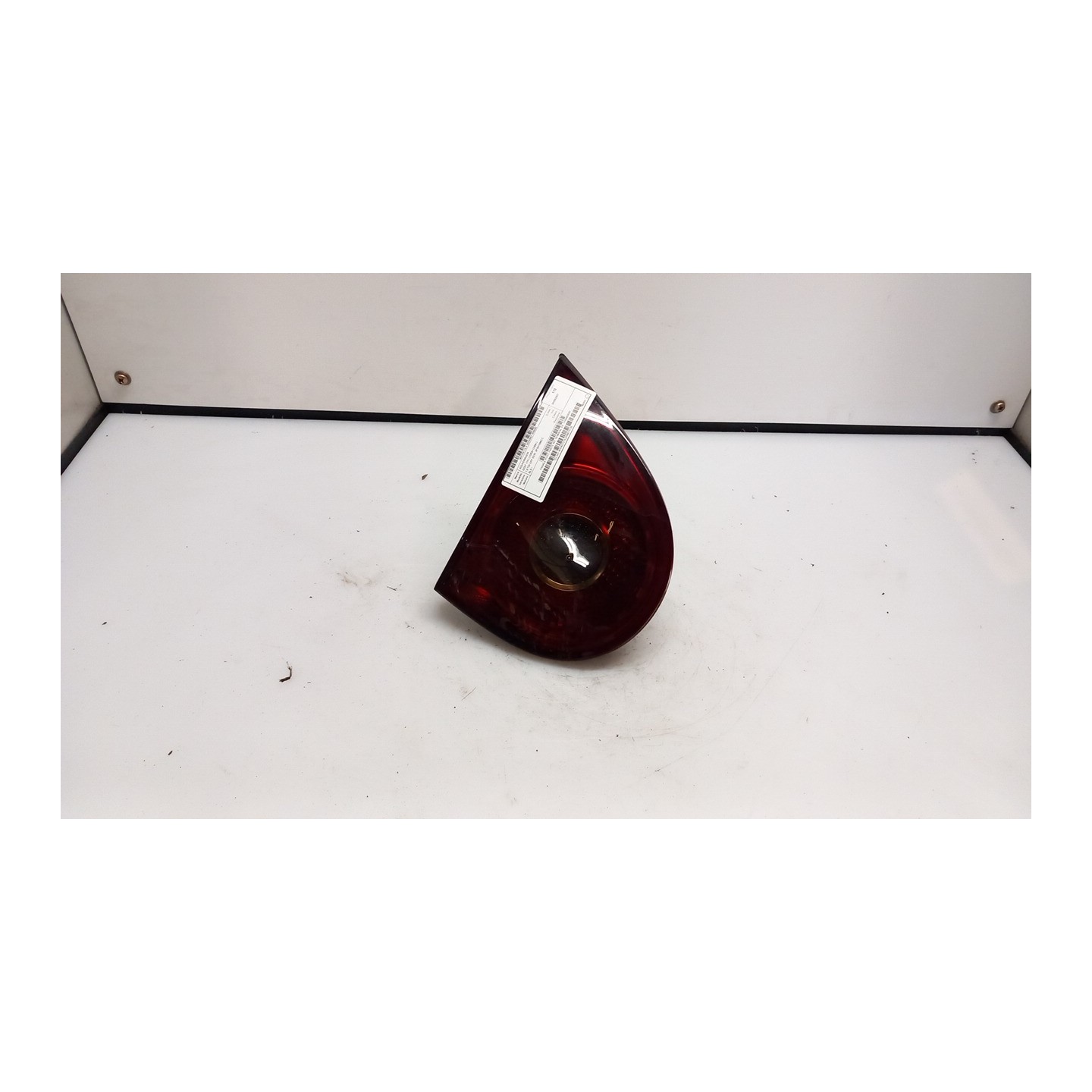 FANALE POST. PARTE INT. SEIMA/AL SX. 092 VOLKSWAGEN GOLF (1K) (10/03-12/09) BLS 1K6945093E