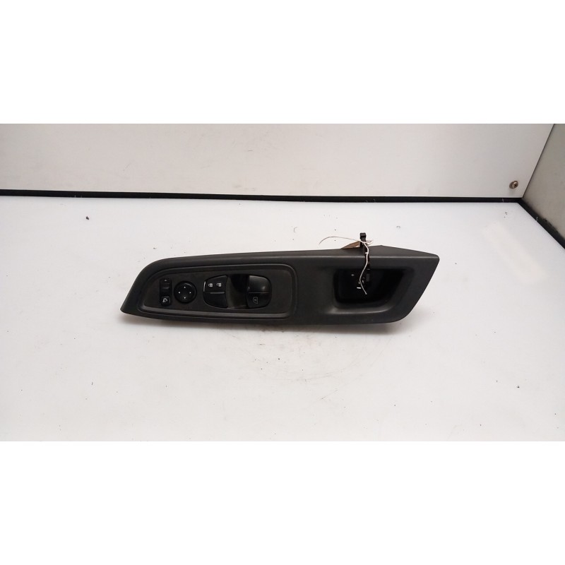 BLOCCO COMANDI ALZACRISTALLI 119 NISSAN MICRA (K14FR) (01/17-) K9K 254015FA0A