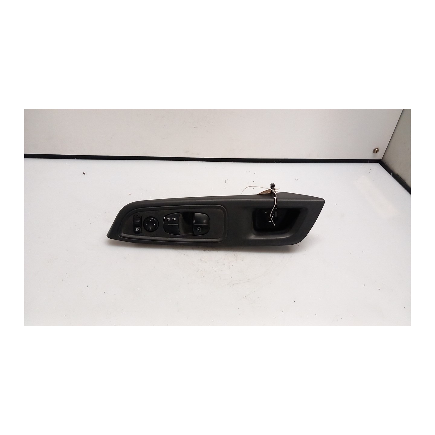 BLOCCO COMANDI ALZACRISTALLI 119 NISSAN MICRA (K14FR) (01/17-) K9K 254015FA0A