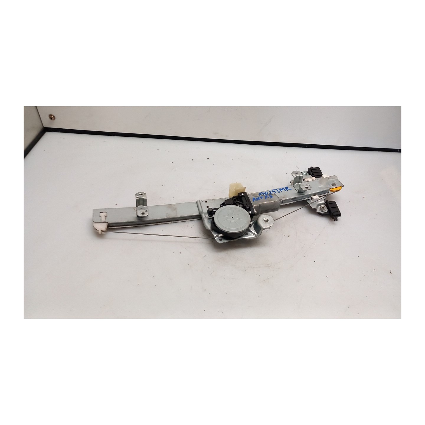 ALZACRISTALLO ELETTR. PORTA ANT. SX. 121 NISSAN MICRA (K14FR) (01/17-) K9K 807015FA1A