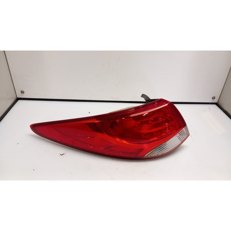 FANALE POST. PARTE EST. SX. 137 HYUNDAI IX35 (02/10-12/15) D4HA 924012Y000