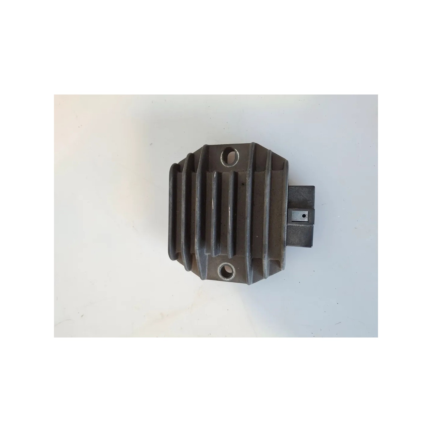 Regolatore tensione Piaggio Vespa 125 LX (05-10) Vespa 125 LX 