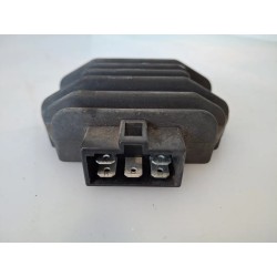 Regolatore tensione Piaggio Vespa 125 LX (05-10) Vespa 125 LX 