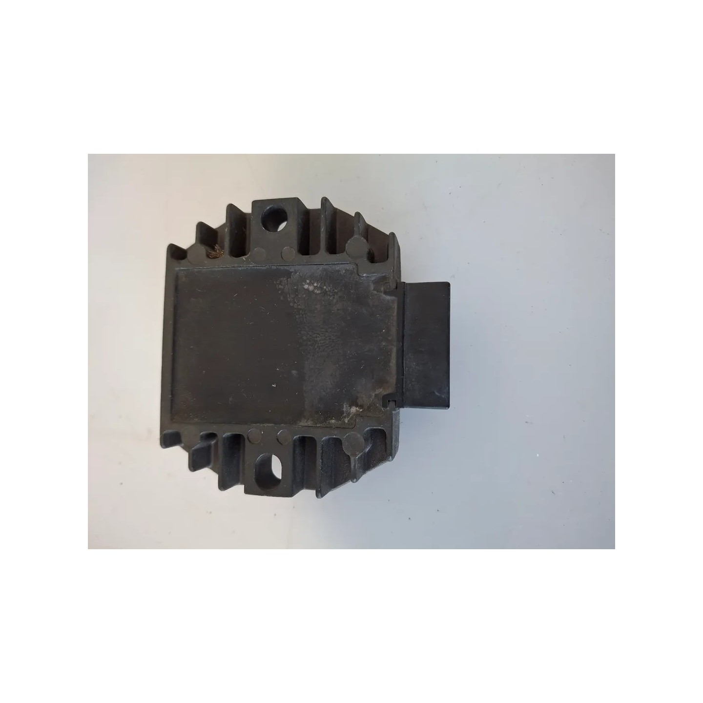 Regolatore tensione Piaggio Vespa 125 LX (05-10) Vespa 125 LX 