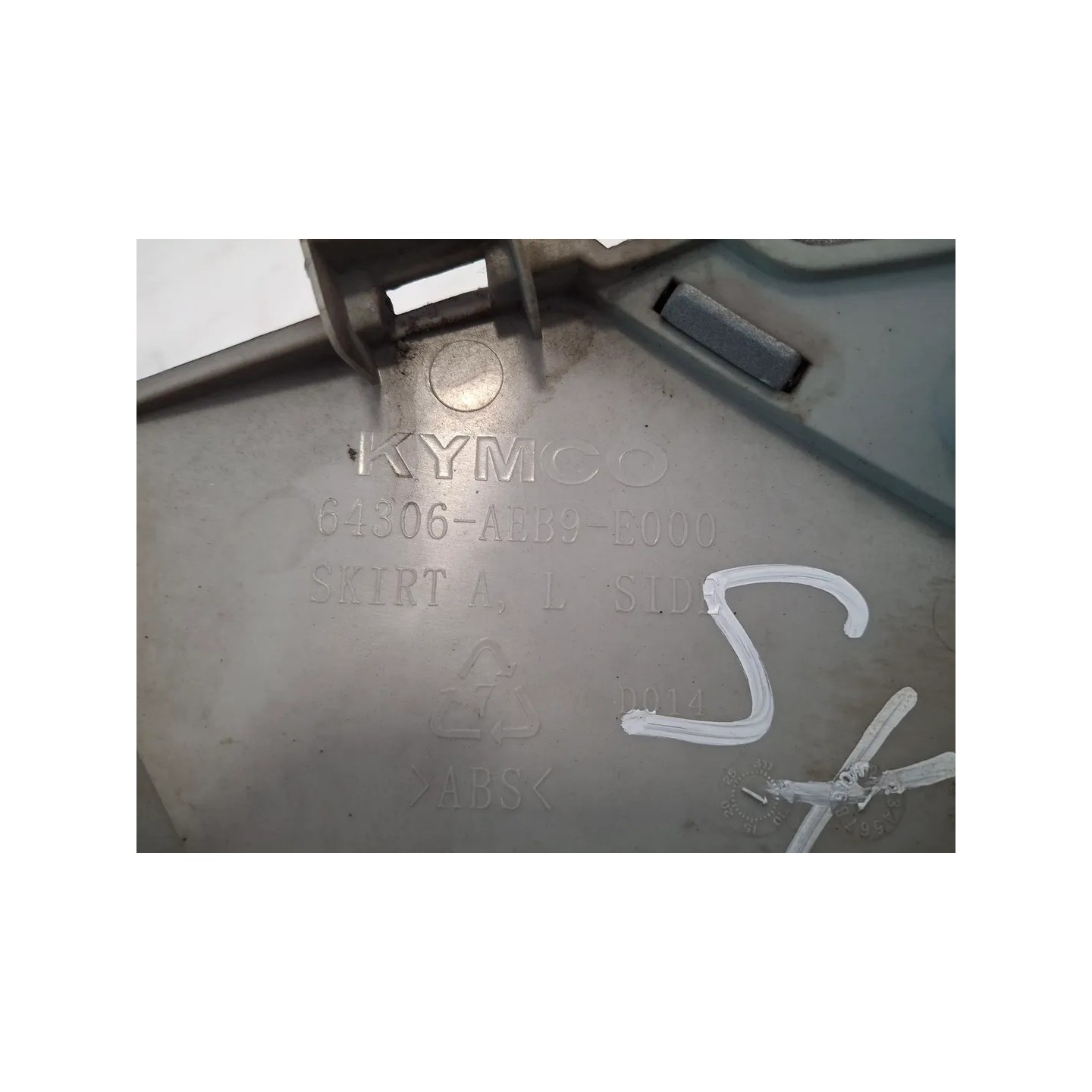 Carenatura laterale sottopavimento Kymco People S 50 (E5) People S 50 Sinistro