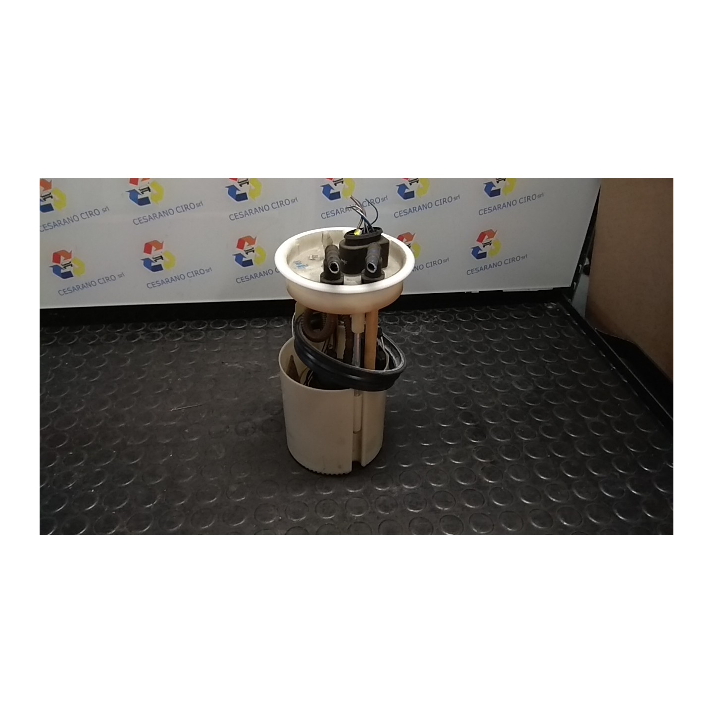 POMPA CARBURANTE C/TRASDUTTORE (GALLEGGIANTE) 003 VOLKSWAGEN POLO (6R) (05/09-) CGG 6R0919051F