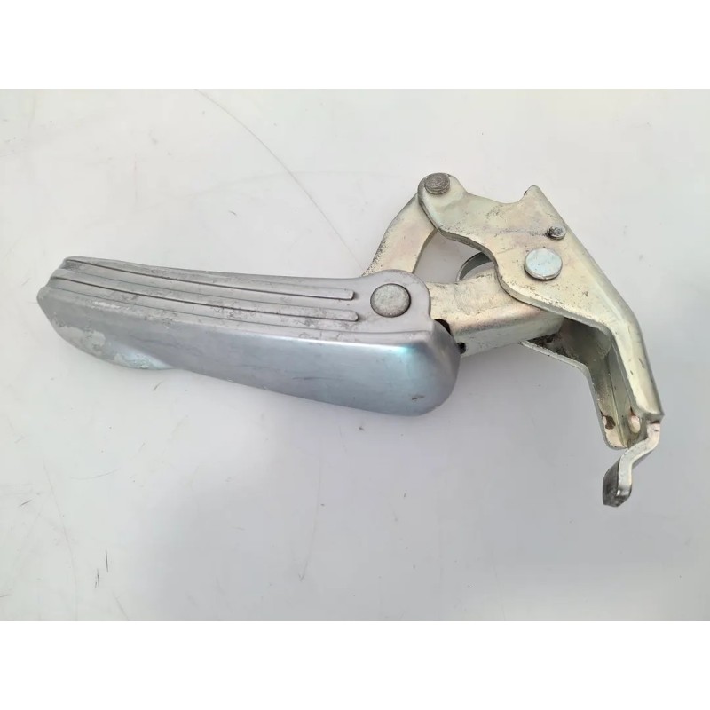 Pedana appoggiapiede posteriore Piaggio Vespa 300 GTS Super (E3) Vespa 300 GTS Super Destro