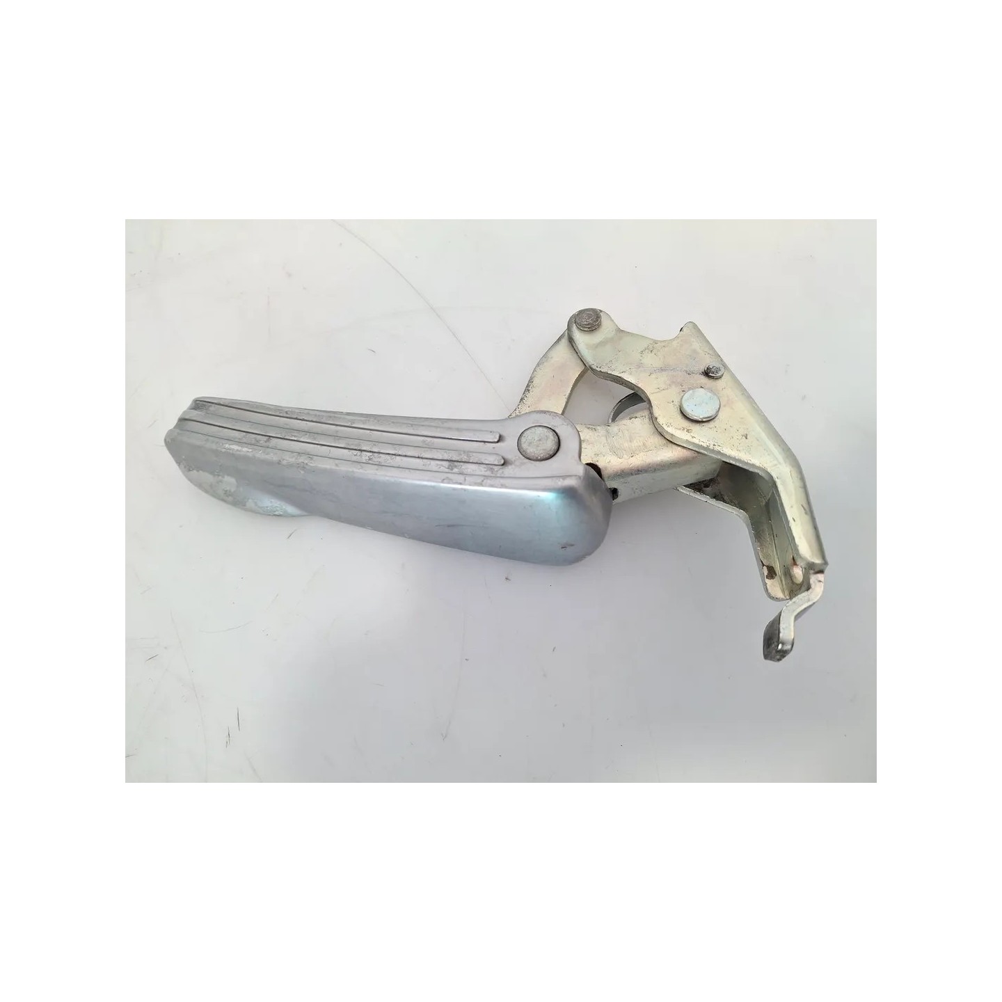Pedana appoggiapiede posteriore Piaggio Vespa 300 GTS Super (E3) Vespa 300 GTS Super Destro