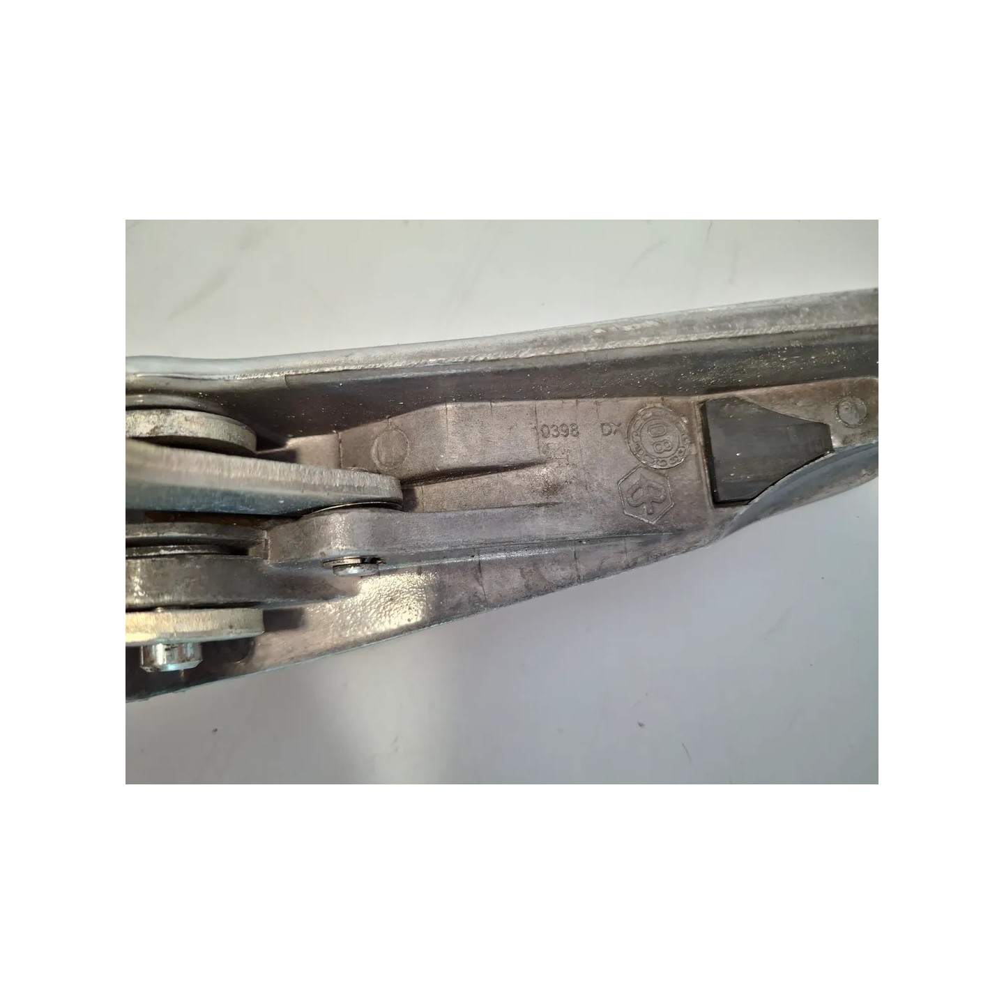 Pedana appoggiapiede posteriore Piaggio Vespa 300 GTS Super (E3) Vespa 300 GTS Super Destro