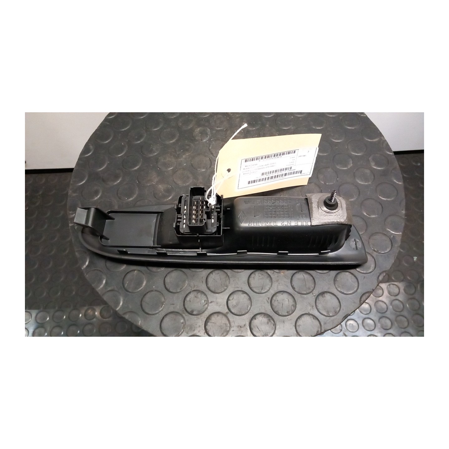 BLOCCO COMANDI ALZACRISTALLI SX. 108 RENAULT CLIO 2A SERIE (05/01-11/10) D7FG7 8200084008
