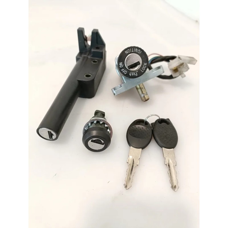 Commutatore avviamento e bloccasterzo Aprilia Scarabeo 50 2T (10-14) Scarabeo 50 2T Net (Motore Piaggio) 