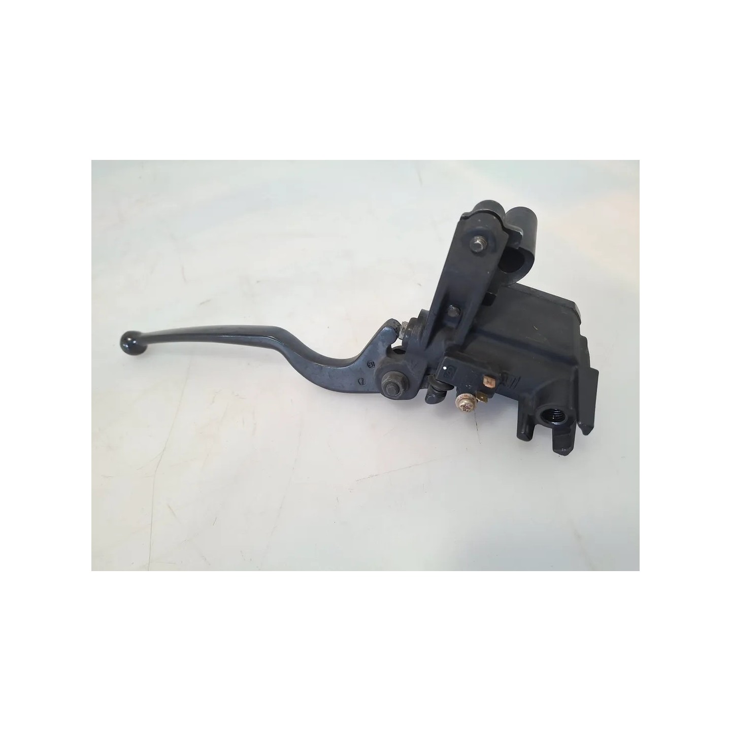 Pompa con serbatoio liquido freni posteriore con leva Yamaha X-Max 250 (E2) X-Max 250 Sinistro
