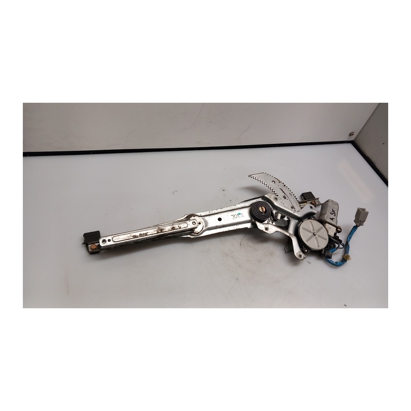 ALZACRISTALLO ELETTR. PORTA ANT. SX. 024 HONDA HR-V 1A SERIE (01/99-02/06) D16W1 72251S30003