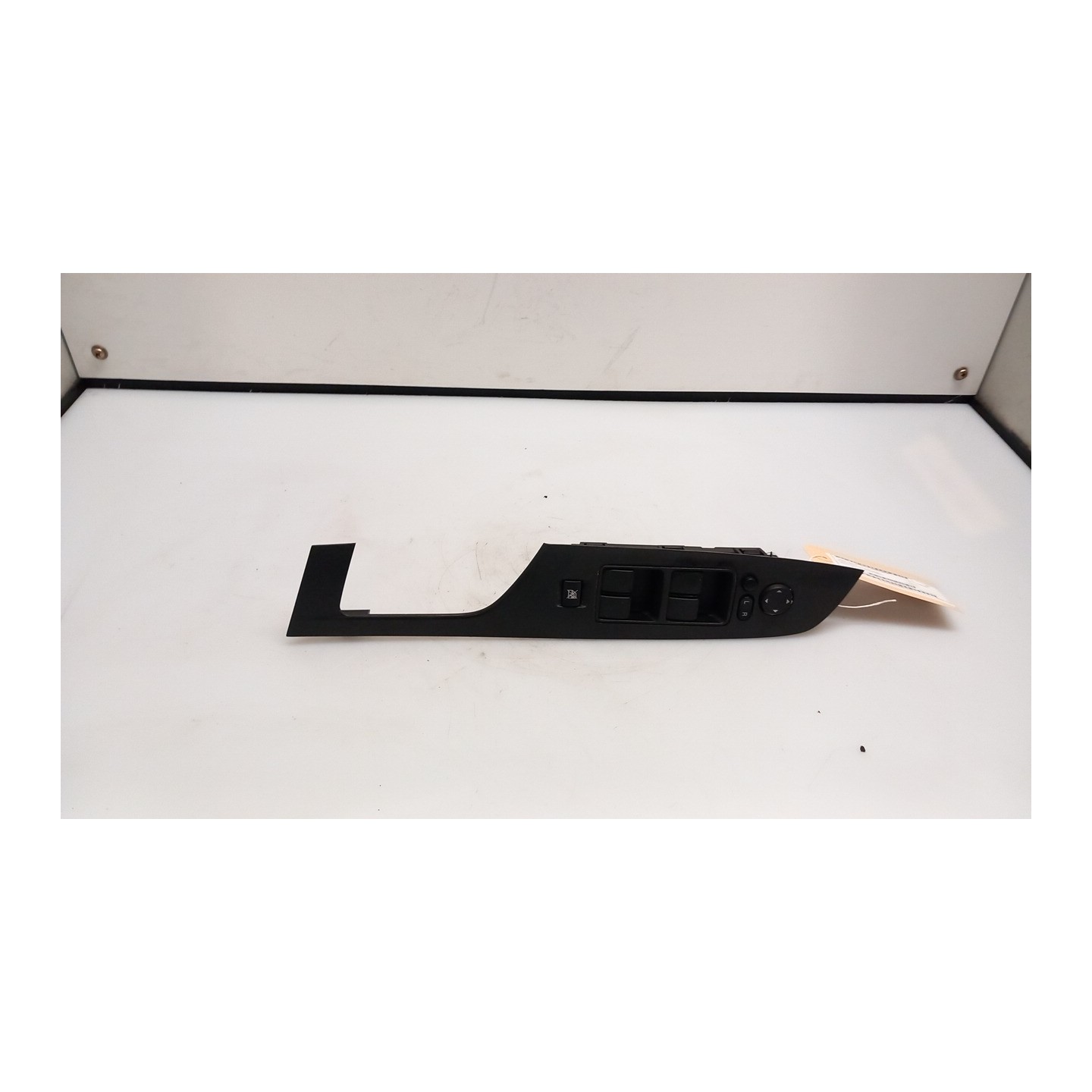 BLOCCO COMANDI ALZACRISTALLI E RETROVISORI EST. C/RETROVISORE RIPIEGHEVOLE ELE 139 MAZDA MAZDA 6 2A SERIE (02/08-) RF GS1E66350A