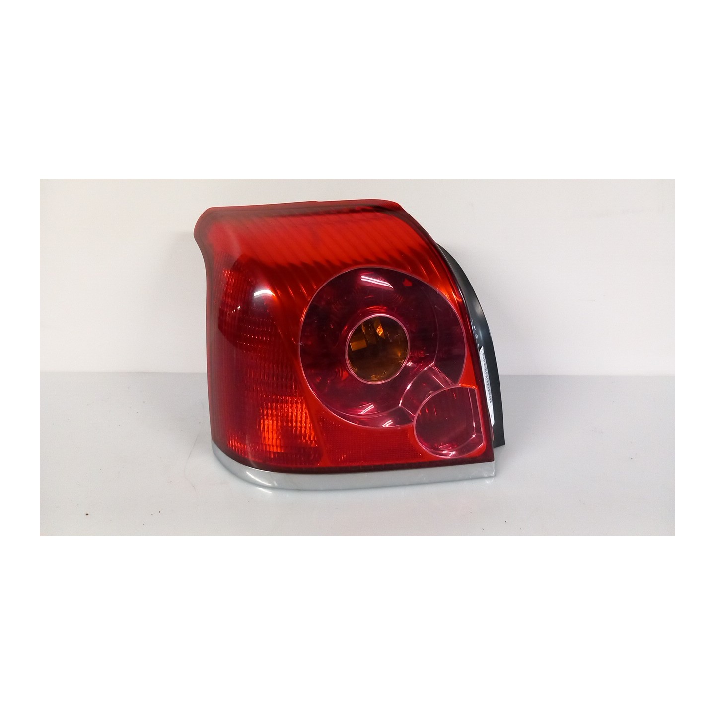 FANALE POST. 01-03-04-06 SX. 017 TOYOTA AVENSIS (04/03-04/09) 1CDFTV 8156105130