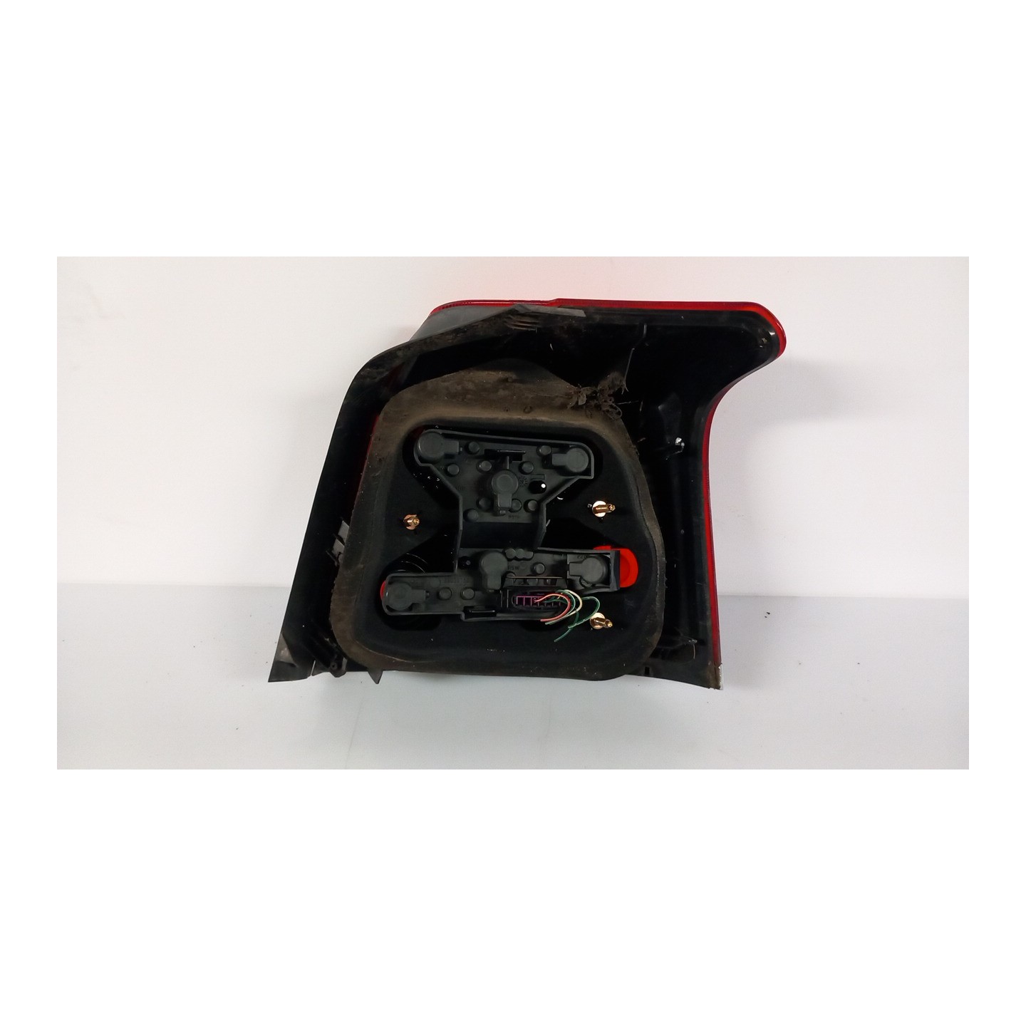 FANALE POST. 01-03-04-06 SX. 017 TOYOTA AVENSIS (04/03-04/09) 1CDFTV 8156105130