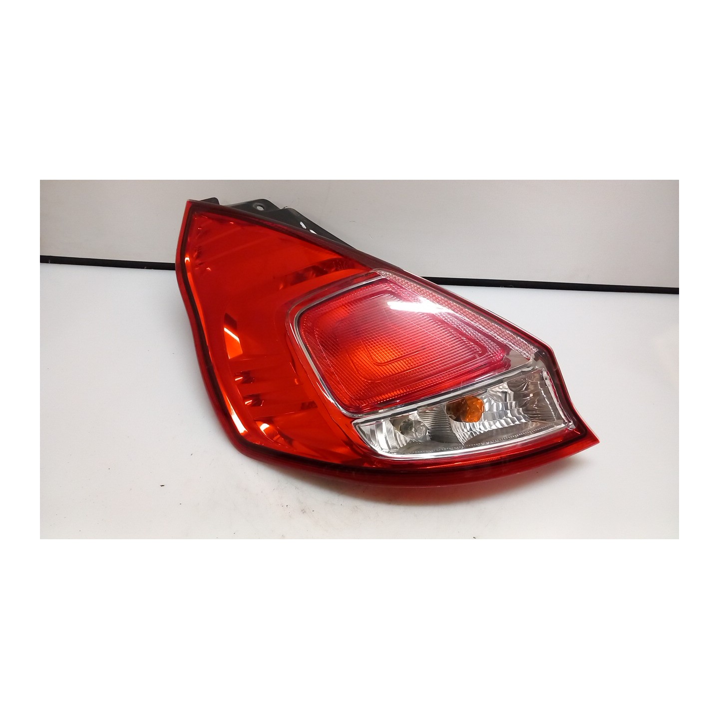 FANALE POST. SX. 028 FORD FIESTA (CCN) (11/12-) RTJB 1823622