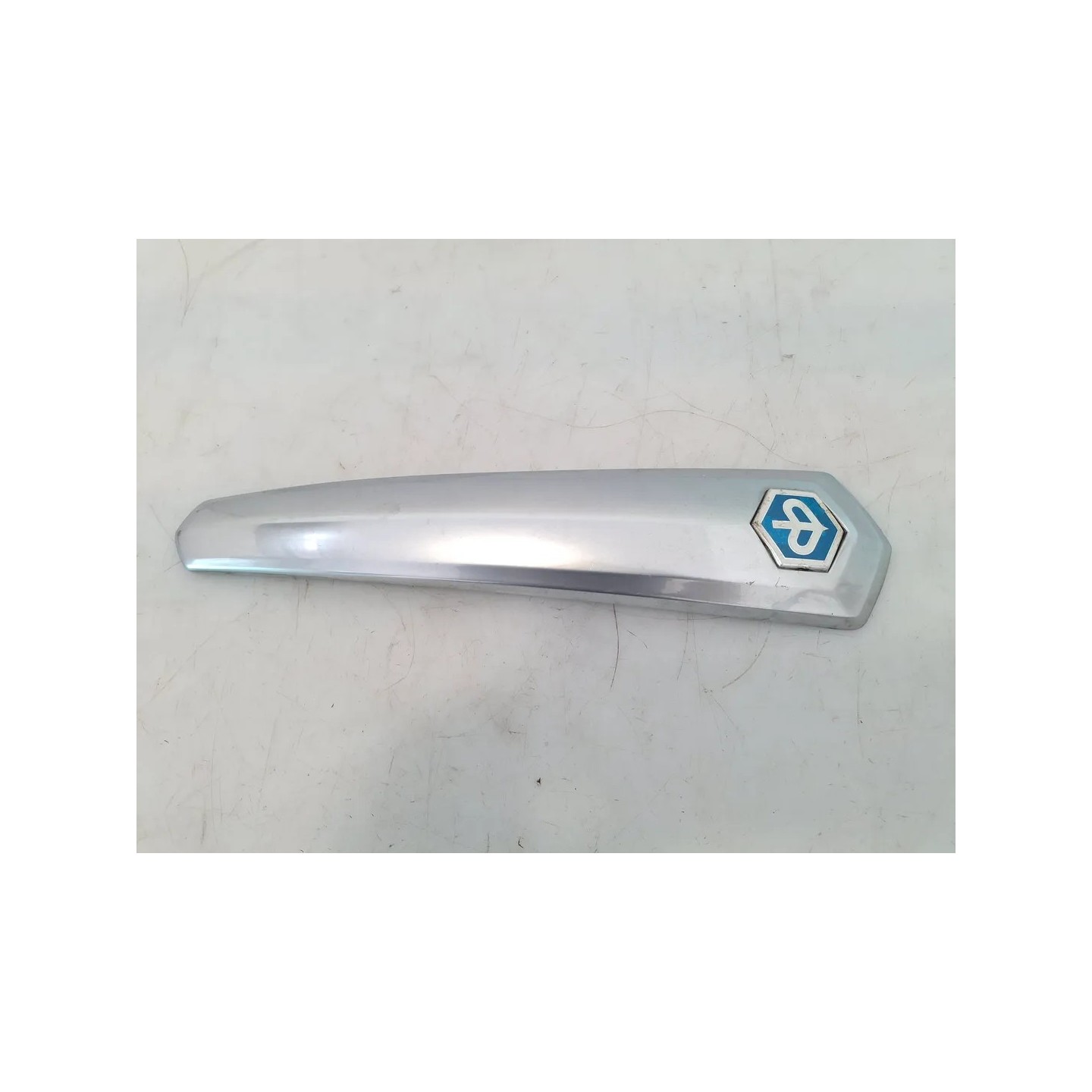 Supporto stemma anteriore Piaggio Mp3 Yourban Mp3 300 Yourban ERL Euro 3 