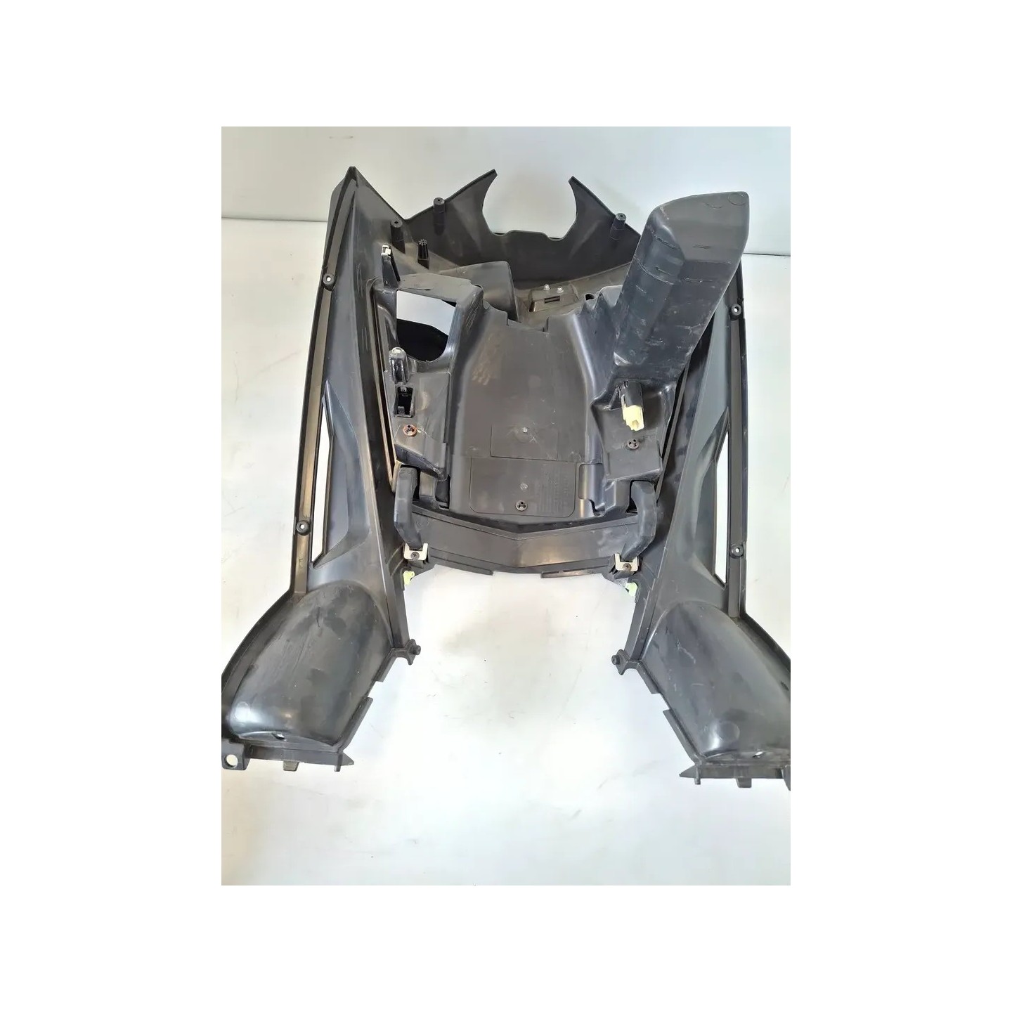 Carenatura anteriore parte interno/bauletto Piaggio Mp3 Yourban Mp3 300 Yourban ERL Euro 3 