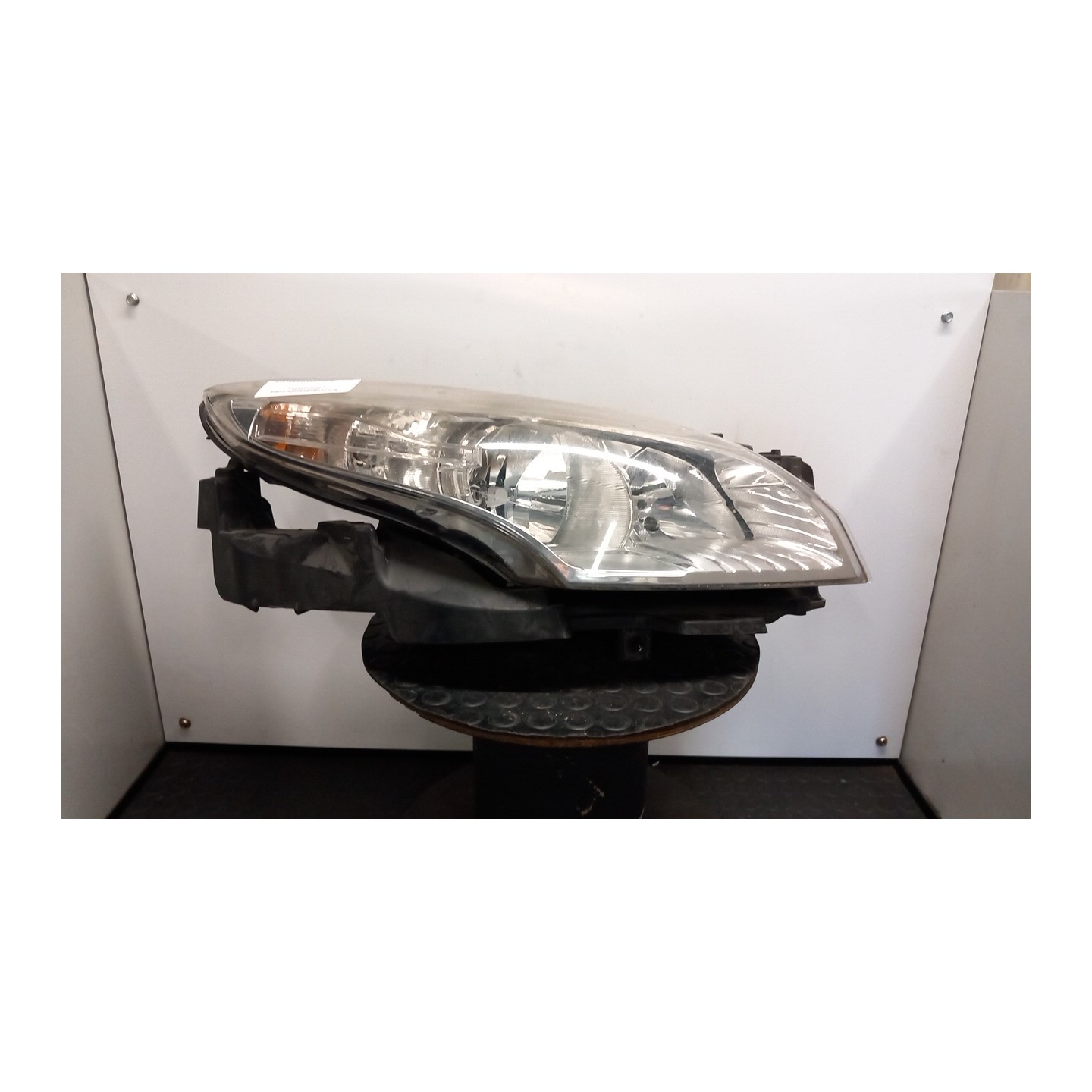 PROIETTORE DX. 069 RENAULT MEGANE 3A SERIE (10/08-) K9KJ8 260108719R
