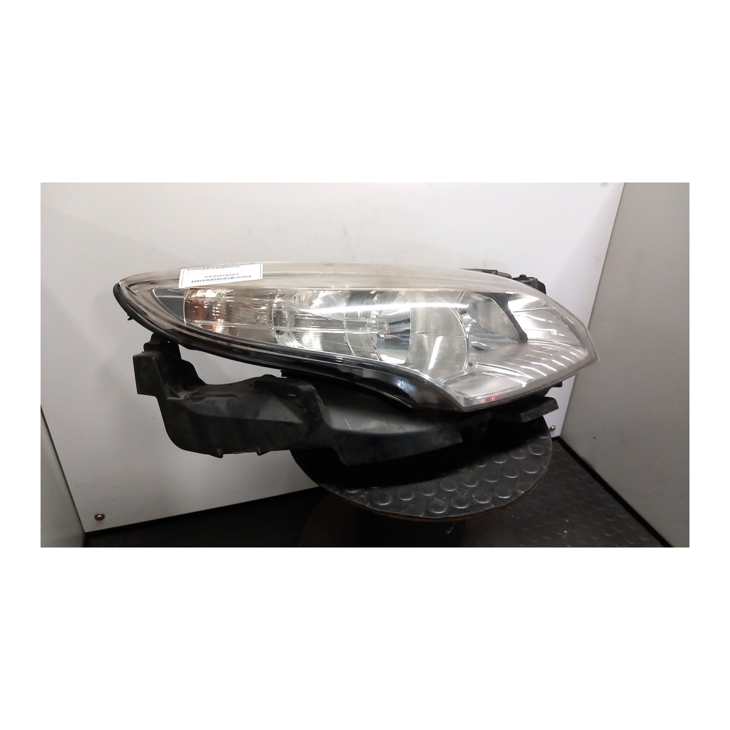PROIETTORE DX. 069 RENAULT MEGANE 3A SERIE (10/08-) K9KJ8 260108719R