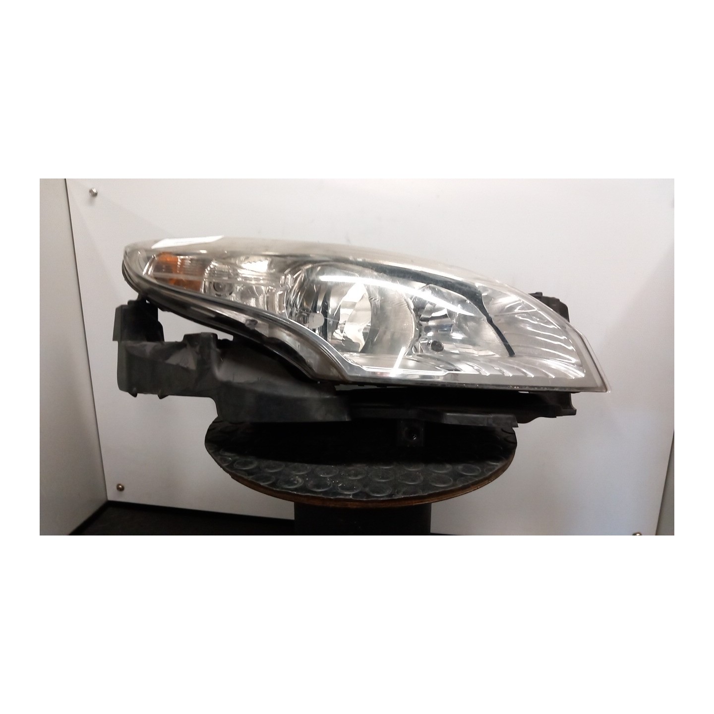 PROIETTORE DX. 069 RENAULT MEGANE 3A SERIE (10/08-) K9KJ8 260108719R