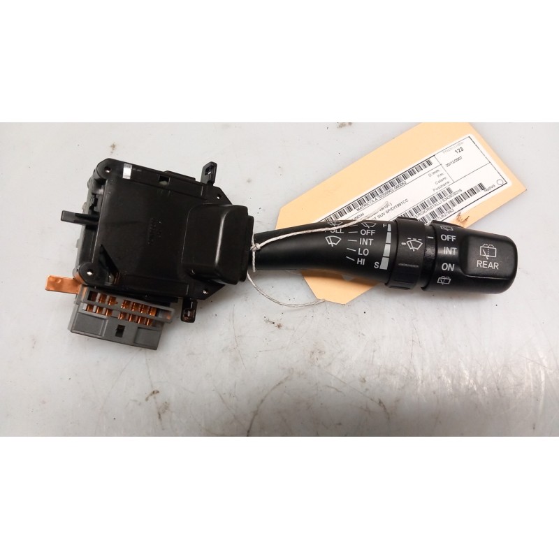 BLOCCO COMANDI TERGICRISTALLI 052 HYUNDAI TUCSON (07/04-10/10) D4EA 934202E015