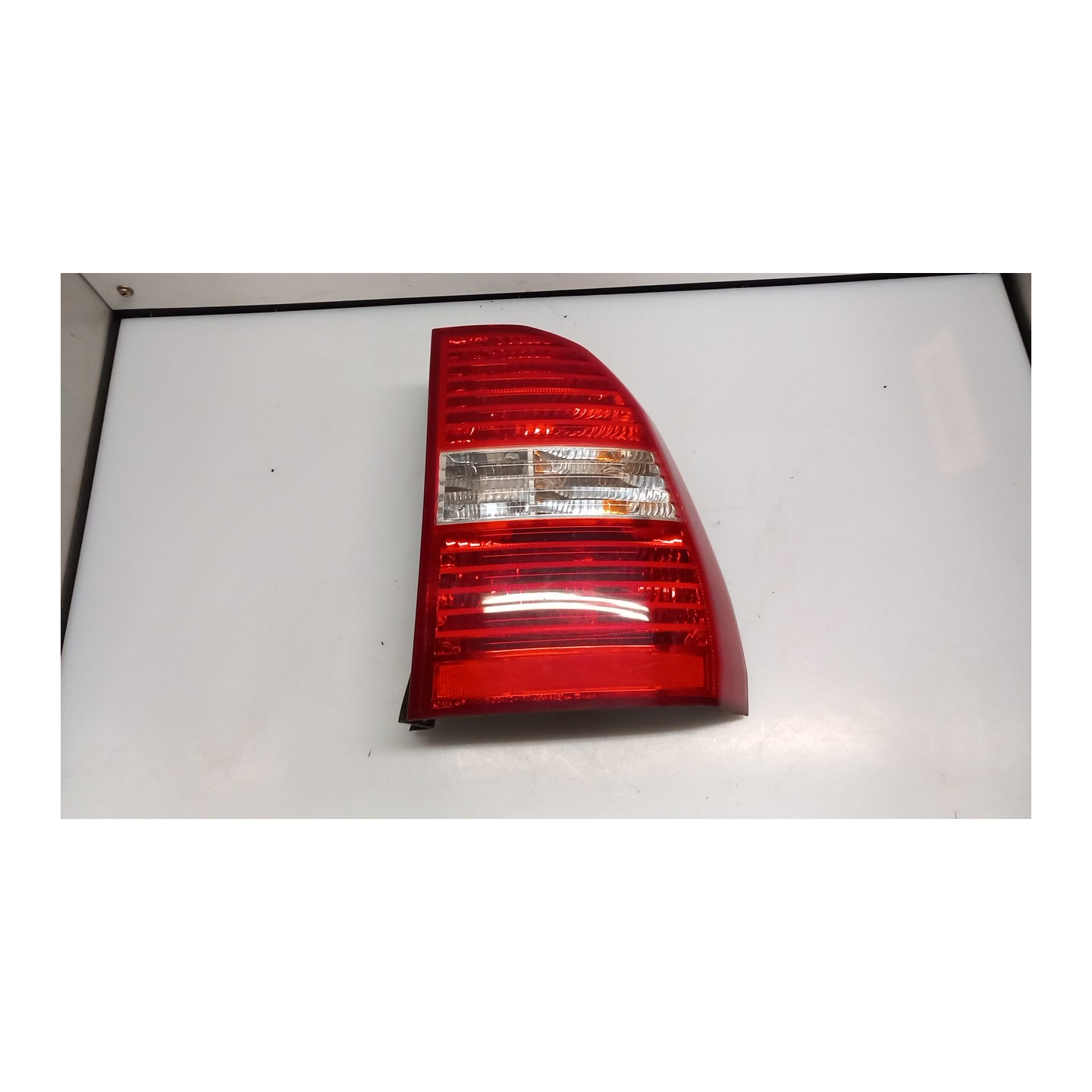 FANALE POST. DX. 012 KIA SPORTAGE 2A SERIE (10/04-05/11 G4GC 924021F011