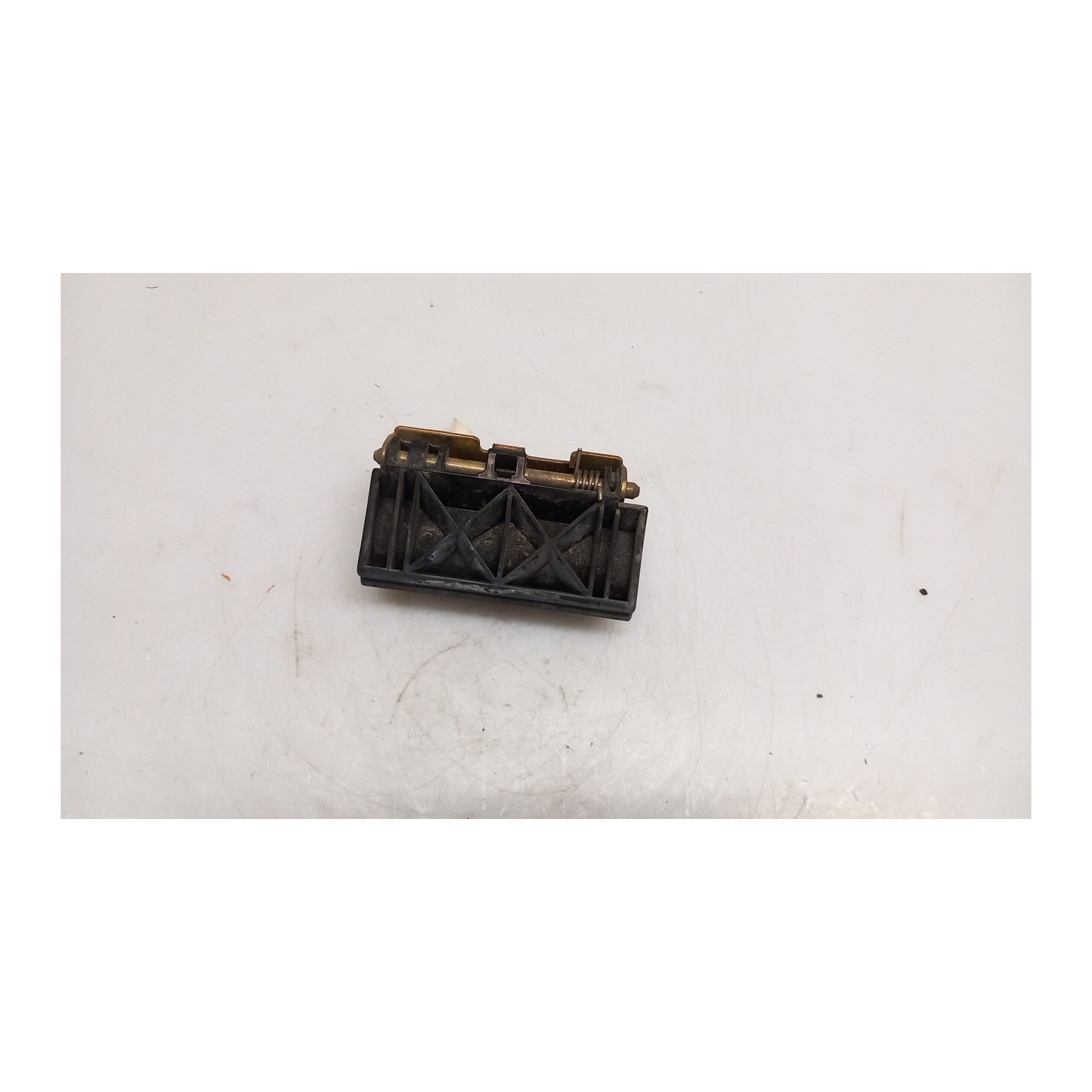 SERRATURA PORTELLO POST. 015 MITSUBISHI SPACE STAR (09/98-06/07) 4G13 MR247931