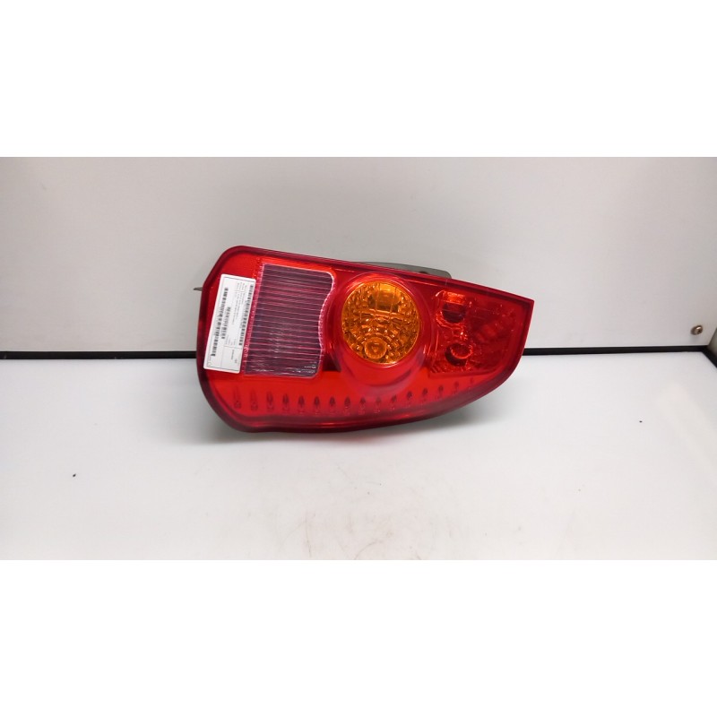FANALE POST. DX. 020 MITSUBISHI SPACE STAR (09/98-06/07) 4G13 MR392750