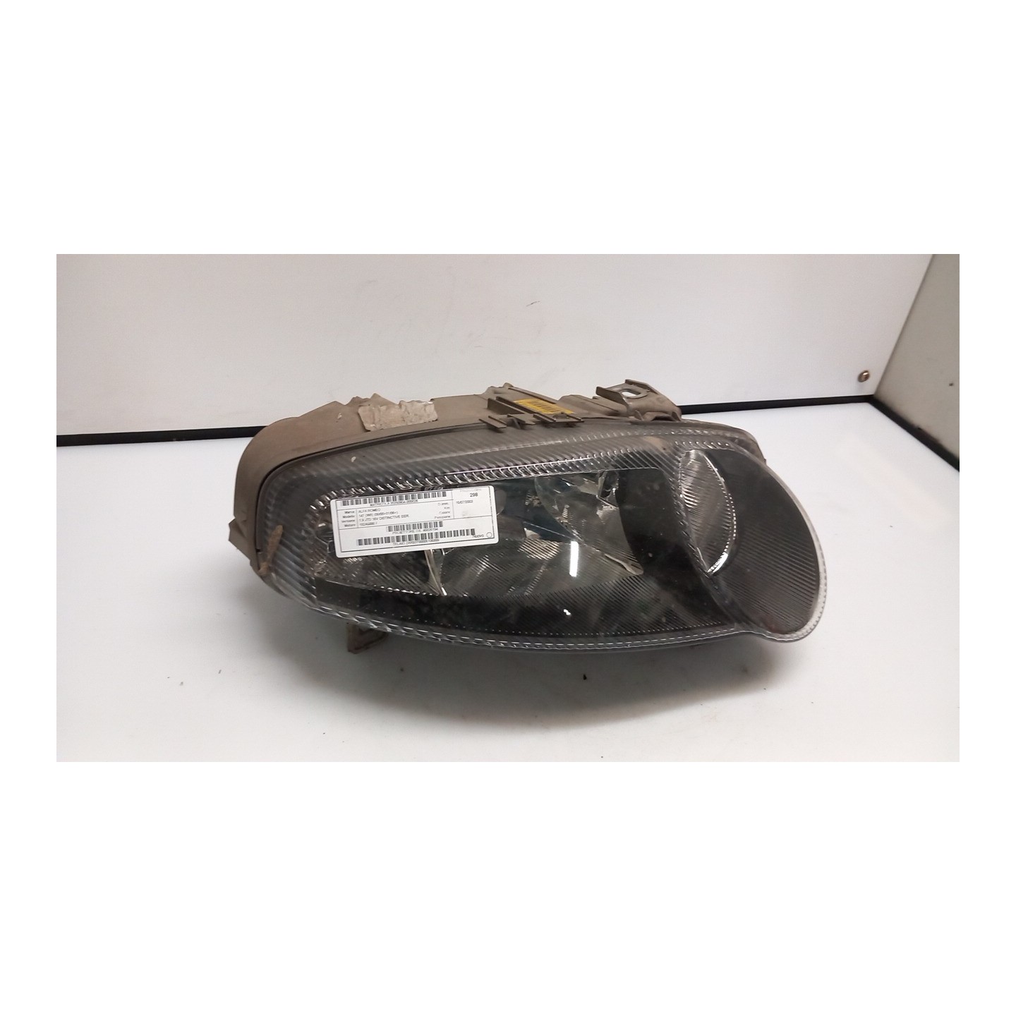 PROIETTORE DX. 026 ALFA ROMEO 147 (W8) (08/00-01/06) 192A5000 46826194