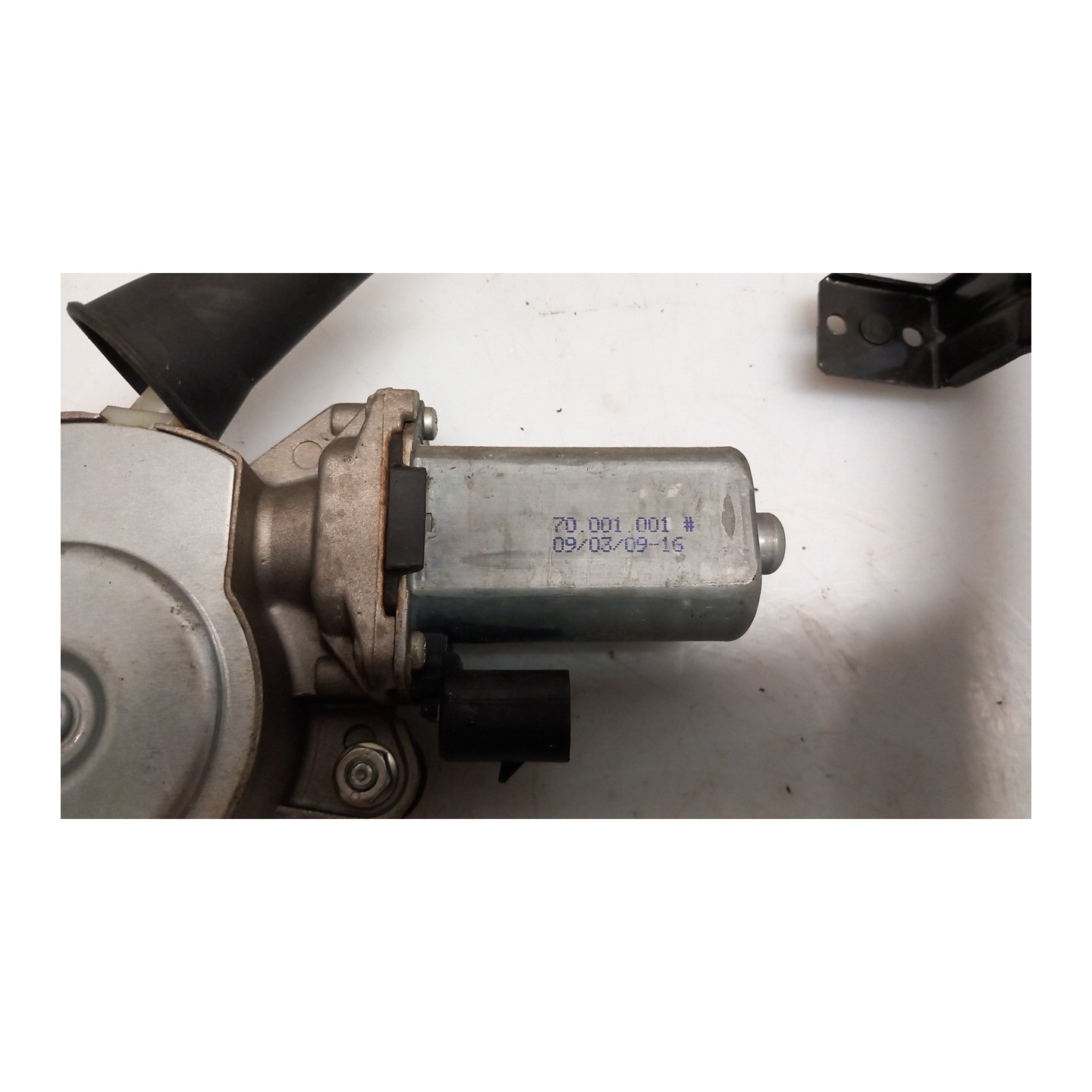 ALZACRISTALLO ELETTR. PORTA ANT. SX. 082 FIAT MULTIPLA (1F) (05/04-04/12) 182B6000 46510670